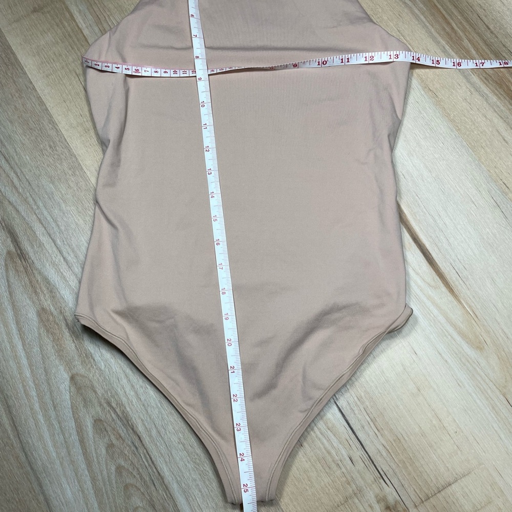 Victoria’s Secret Pink Nude Bodysuit Sleeveless High Neck M NWT - Picture 8 of 8